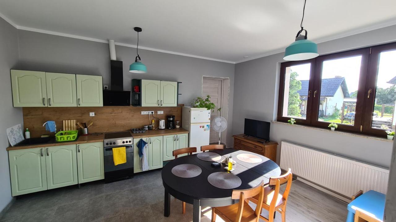 Urocze Apartamenty Na Wsi Goledzinow Экстерьер фото