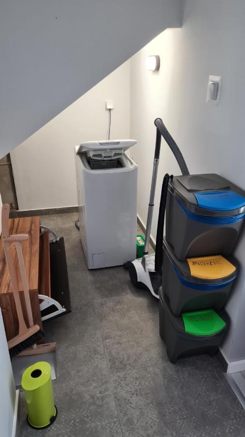 Urocze Apartamenty Na Wsi Goledzinow Экстерьер фото