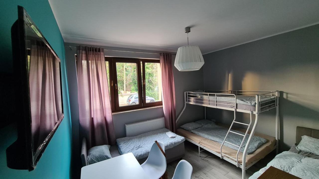 Urocze Apartamenty Na Wsi Goledzinow Экстерьер фото