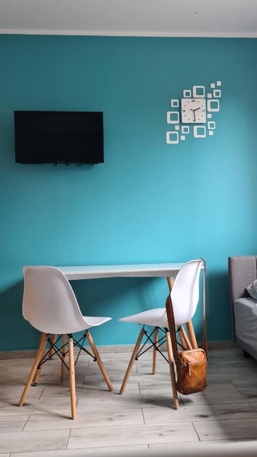 Urocze Apartamenty Na Wsi Goledzinow Экстерьер фото